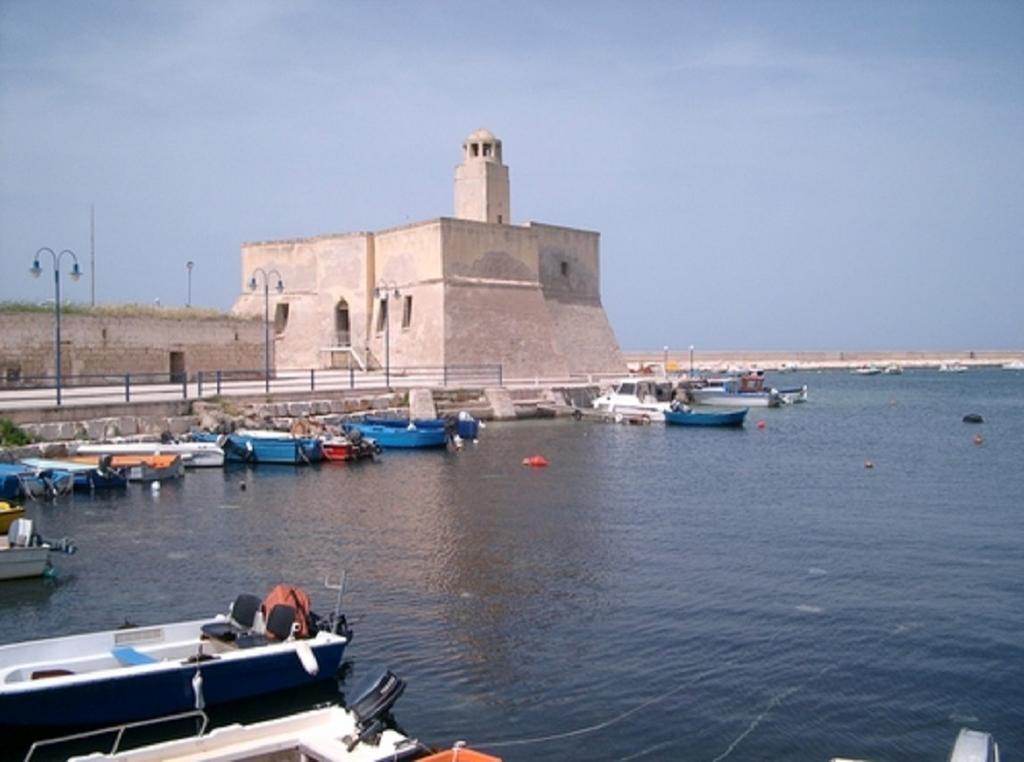 אוסטוני Aurasia Alla Marina מראה חיצוני תמונה